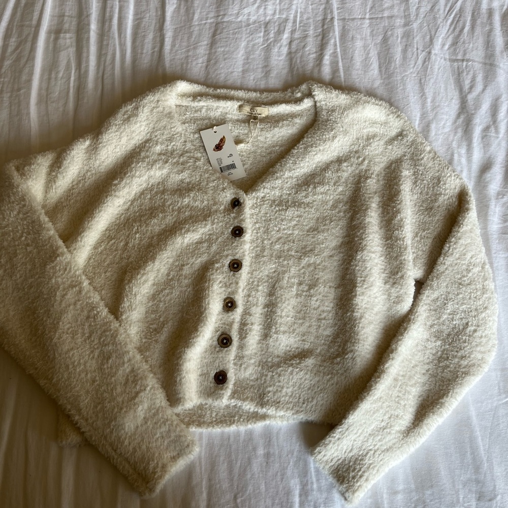 Crop sweater size M